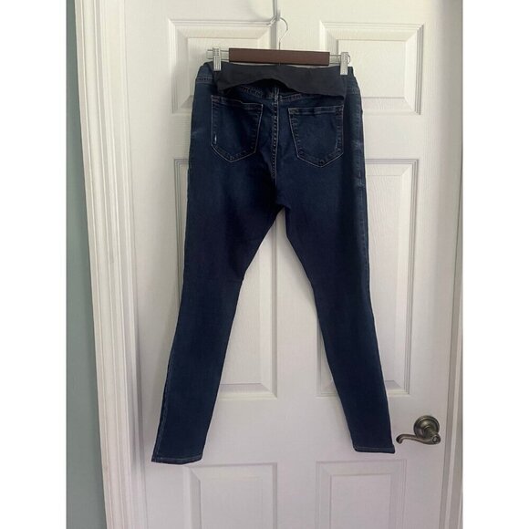 Old Navy Rockstar Maternity Jeans - Picture 2 of 2